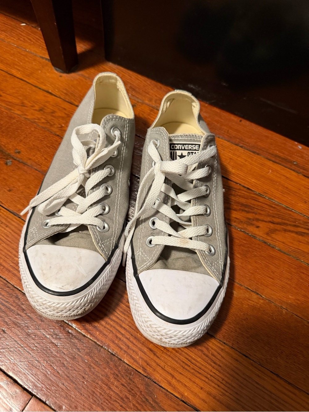 Unisex Converse sneakers M6/W8
